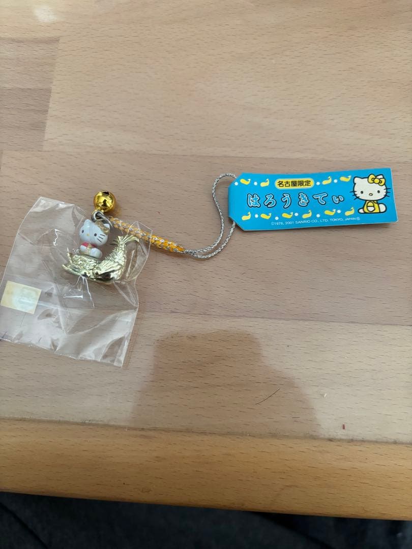 【超稀少・2001年】未開封 名古屋限定 金鯱キティ 根付 24年物レトロ