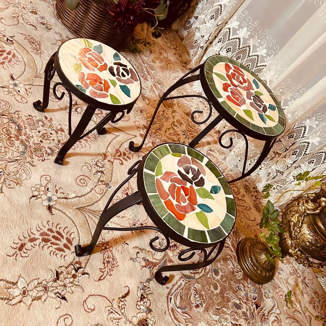 アンティーク 英国調　薔薇タイル　アイアン　花台　飾り棚　サイドテーブル　家具