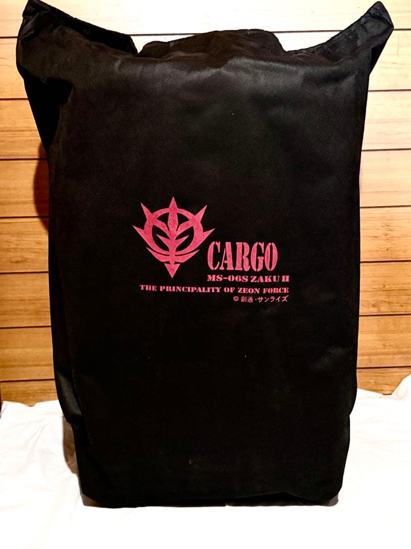 機動戦士ガンダム MS-06S シャア専用ザクⅡ スーツケース CARGOBAG