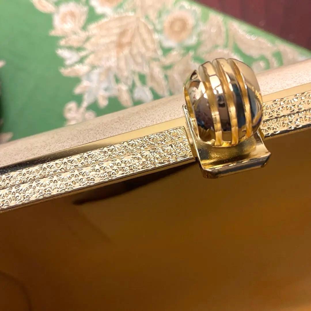 エナメル　ゴールドのお洒落な　　　　　草履バッグセット