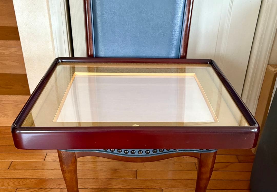 ★叙勲額縁　菊の御紋　ダークブラウンの木製額縁