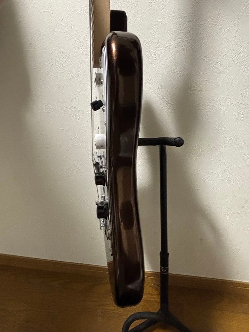 Squier Affinity Series Jaguar メタリックブラウン