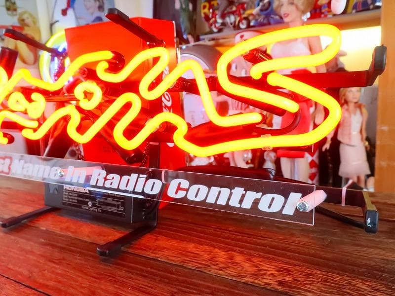 トラクサス ネオンサイン TRAXXAS FOR Man cave 男の秘密基地