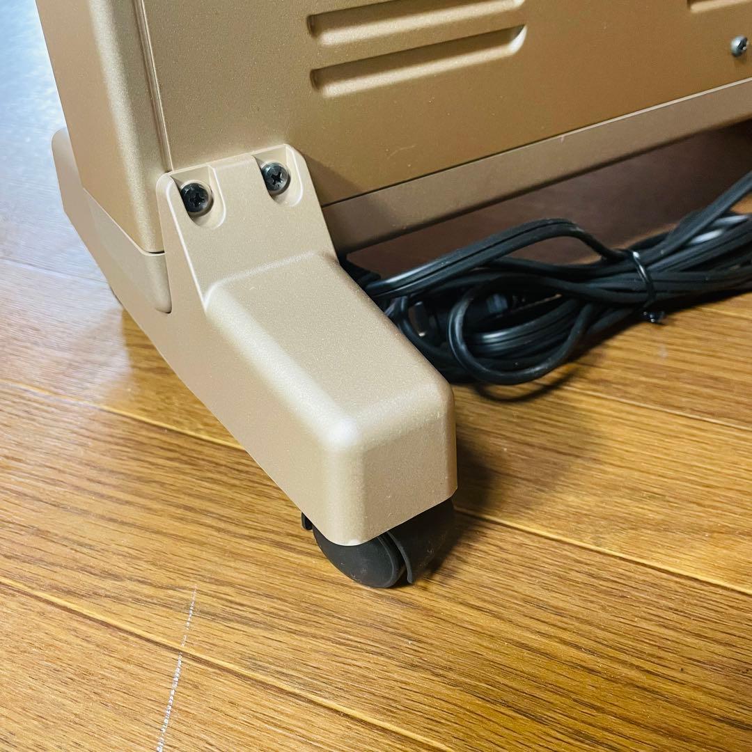 新品未使用 サンルミエ Cute E800LS 遠赤外線暖房器　パネルヒーター