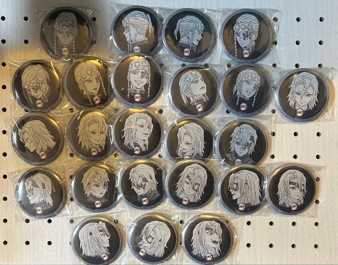 鬼滅の刃 ufotable 柱ダイニング お楽しみくじ 缶バッジ 宇髄天元