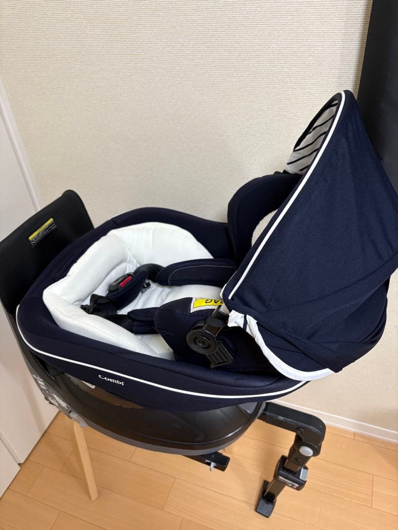 《美品》 コンビ クルムーヴスマート ISOFIX エッグショック CG-UIG