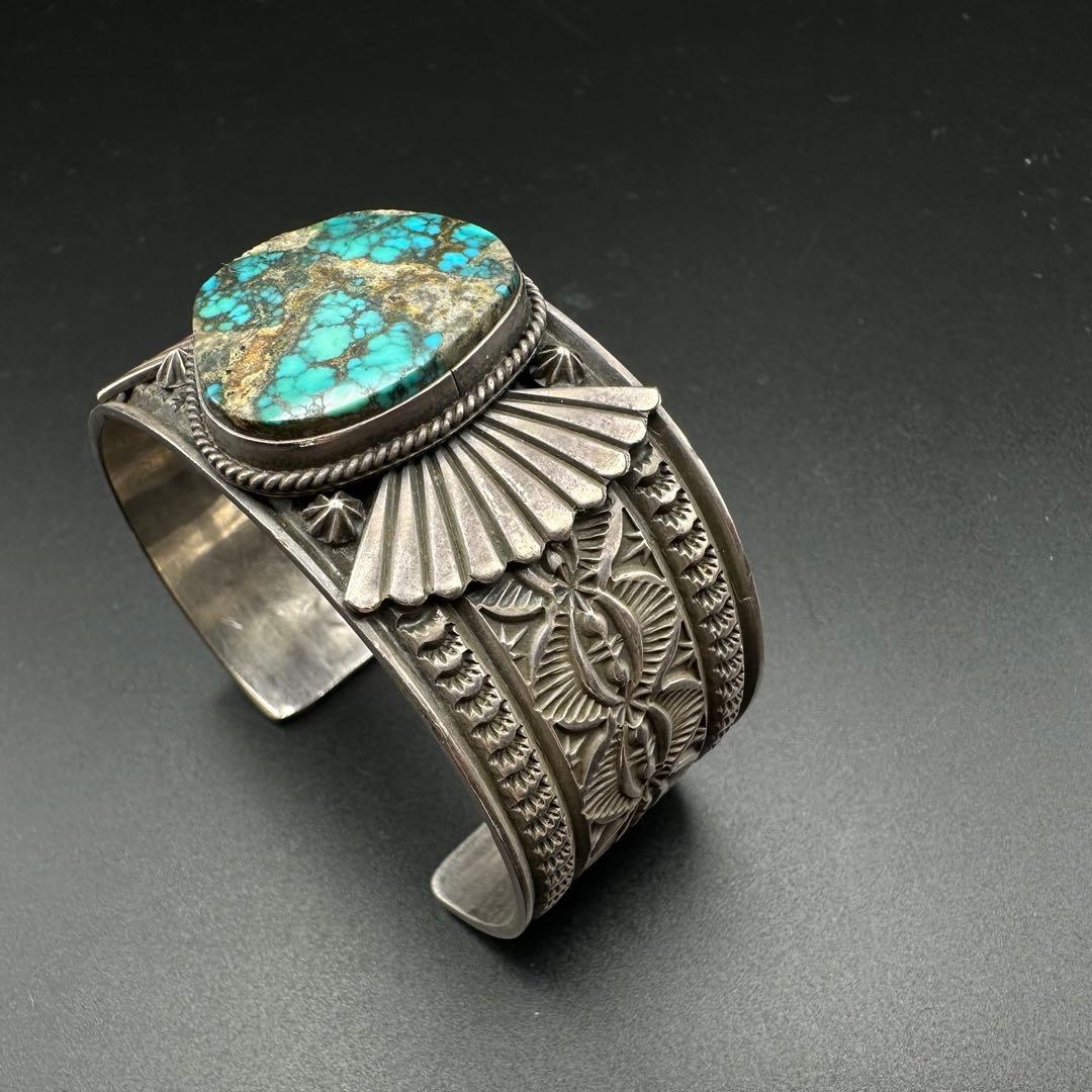 NAVAJO サンシャインリーブス スタンプワーク　ターコイズ　バングル