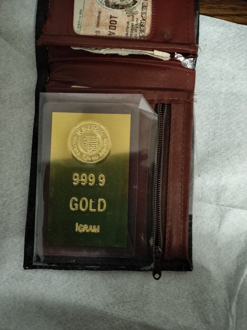 ☆☆徳力 純金カード １g☆☆ラミネート入り、台紙付き