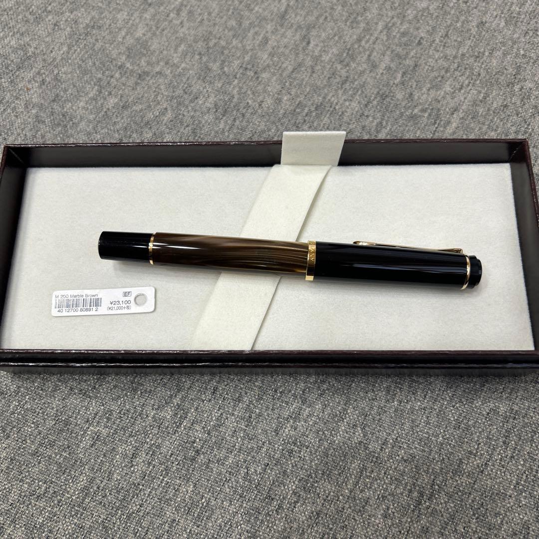 万年筆 ペリカン M200 新品未使用 EF マーブルブラウン