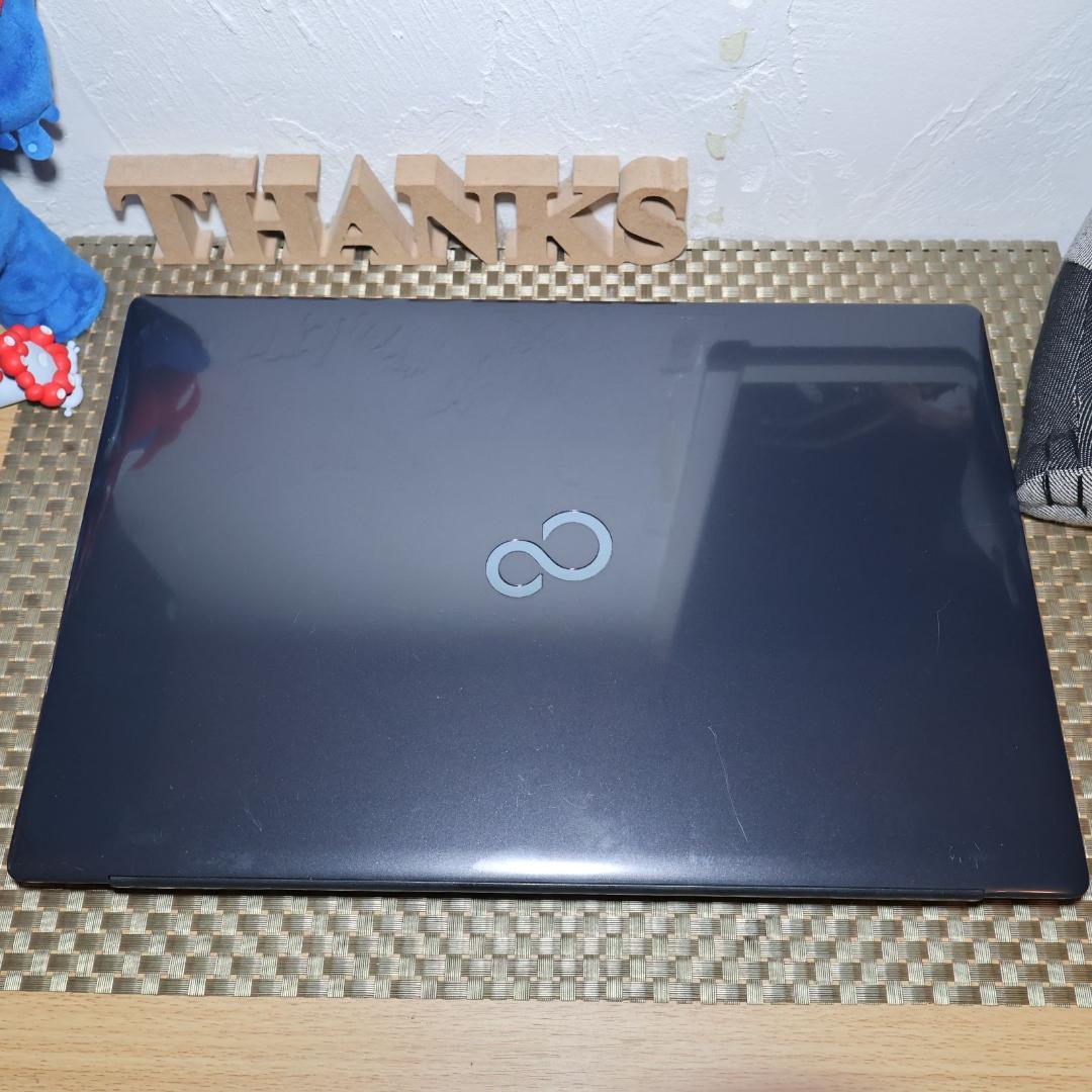 Win11公式対応Corei5/メ8/新品SSD/BD/無線/カメラ/TypeC