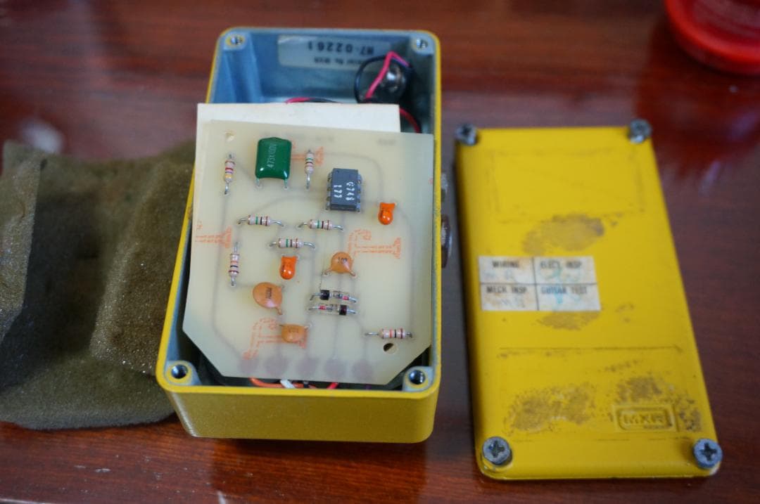 MXR Distortion＋ 1987年製　改造？　LED白