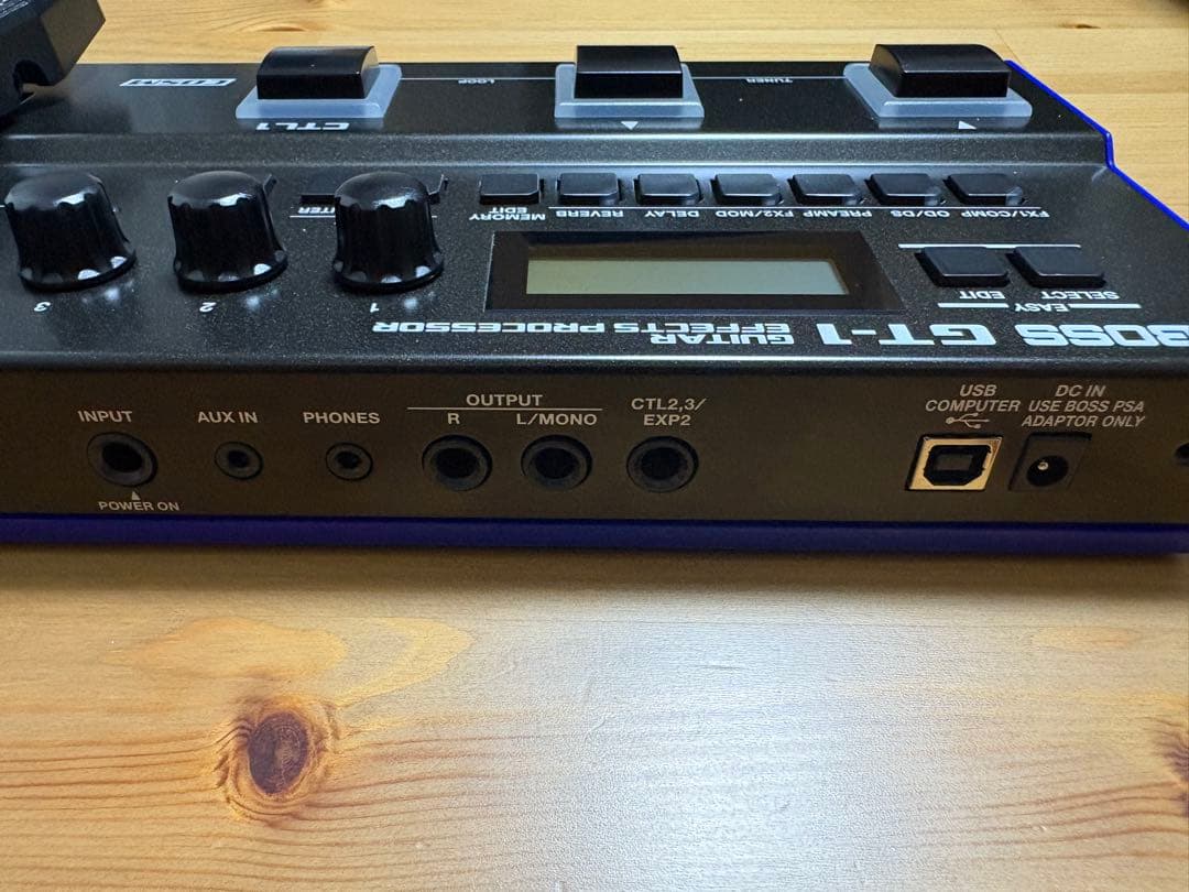 最終値下げ　BOSS GT-1 美品　教科書付き