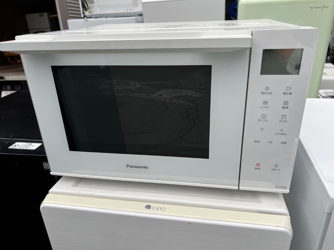 【高年式】2020年式 Panasonic レンジ  NE-FS300-W