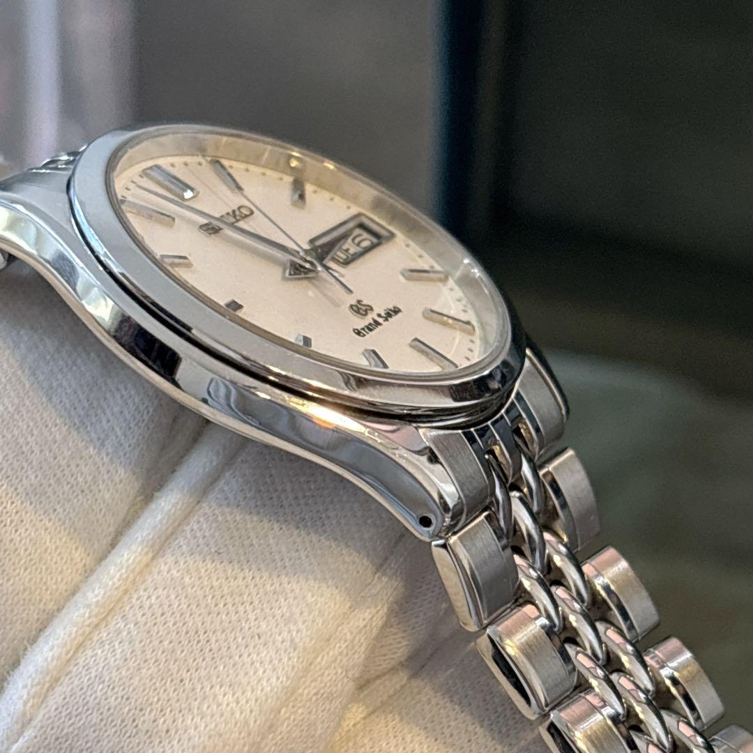 グランドセイコー SBGT001 9F83-9A00 白文字盤 デイデイト