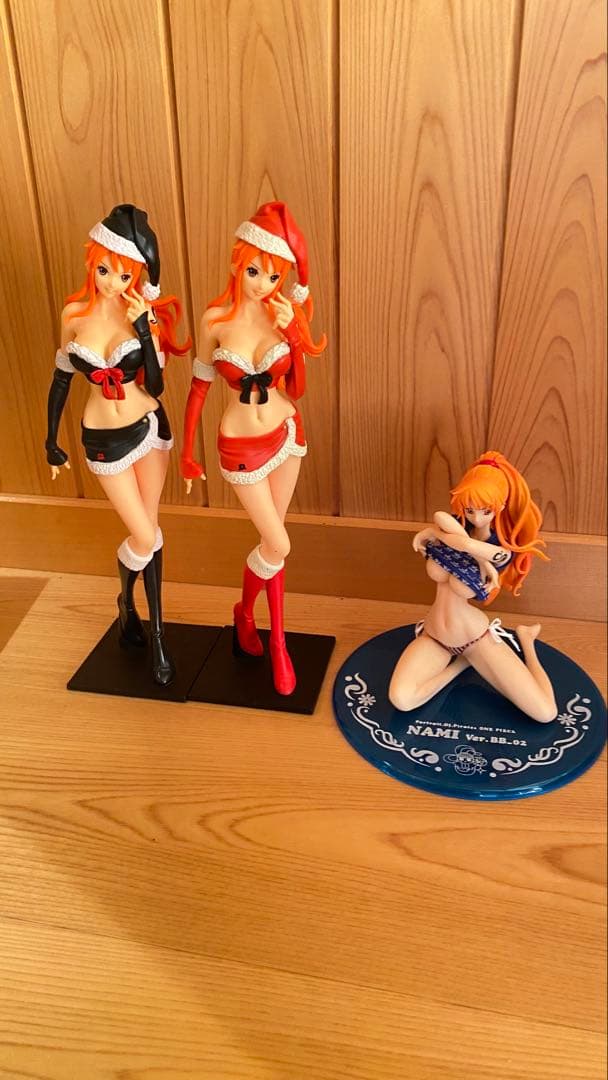 ワンピース　ナミフィギュアセット