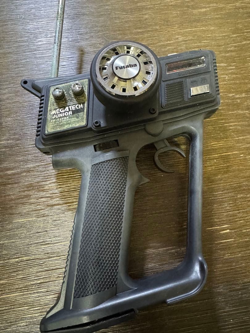 に*ン様 ラジコン　トヨタ　スープラ　部品パーツ多数　まとめ売り