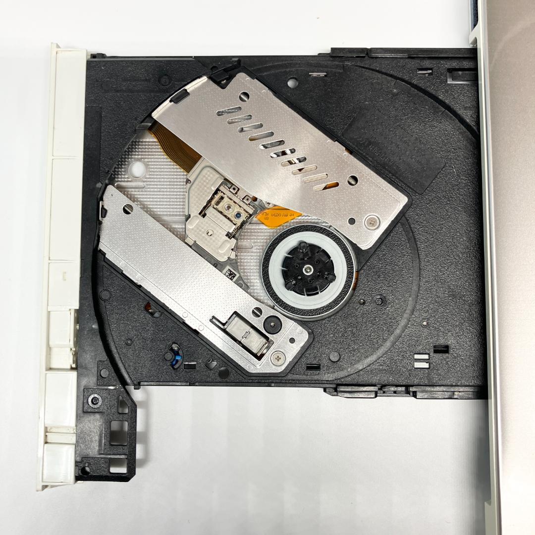 ★明瞭美彩画像★フルHD✨サクサクSSD 薄型 サテンゴールド ノートパソコン