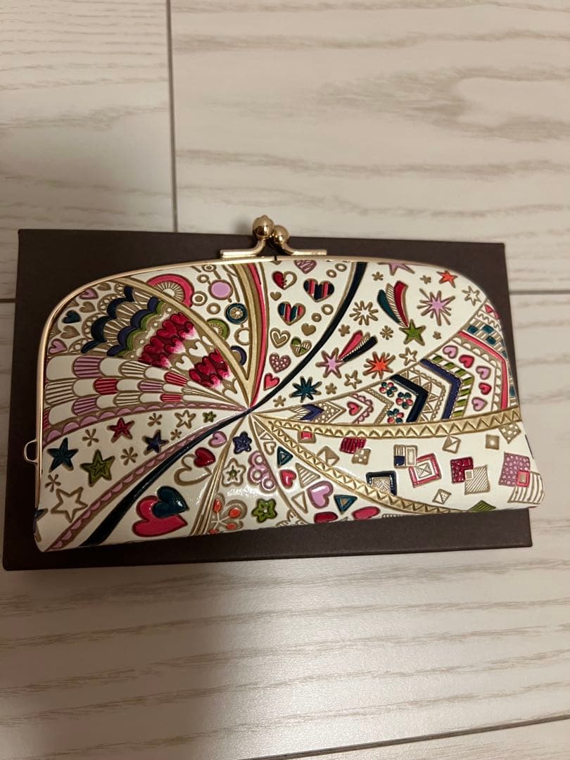 値下げ　新品未使用　文庫屋大関♡ハートや星　カラフル模様のがま口