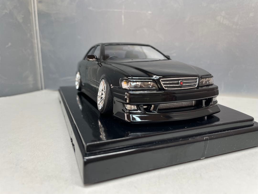 アオシマ1/24プラモデル完成品　JZX100チェイサー