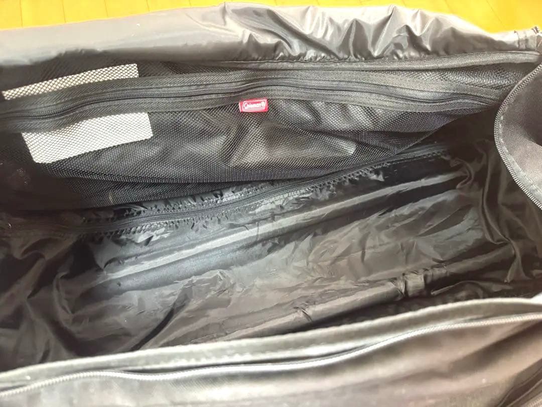 Coleman ブラック キャスター付きボストンバッグ