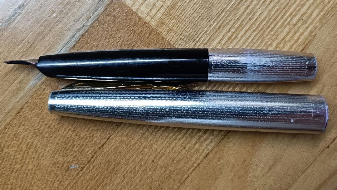 【特価】Teikin/18k万年筆＆PARKER /ボールペン 2本セット