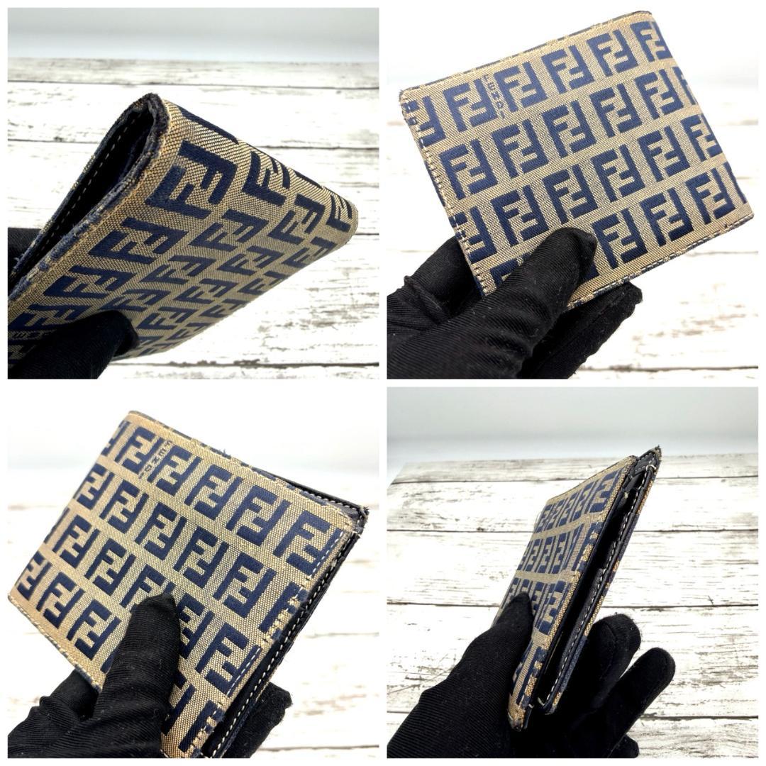 FENDI フェンディ 折財布 ズッカ柄 二つ折り財布