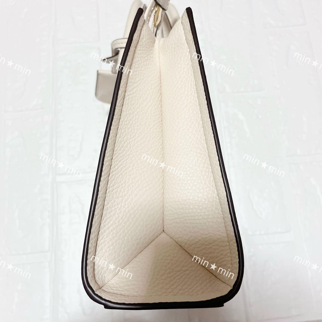 マイケルコース MIRELLA ペブルドレザー クロスボディ スモール バッグ