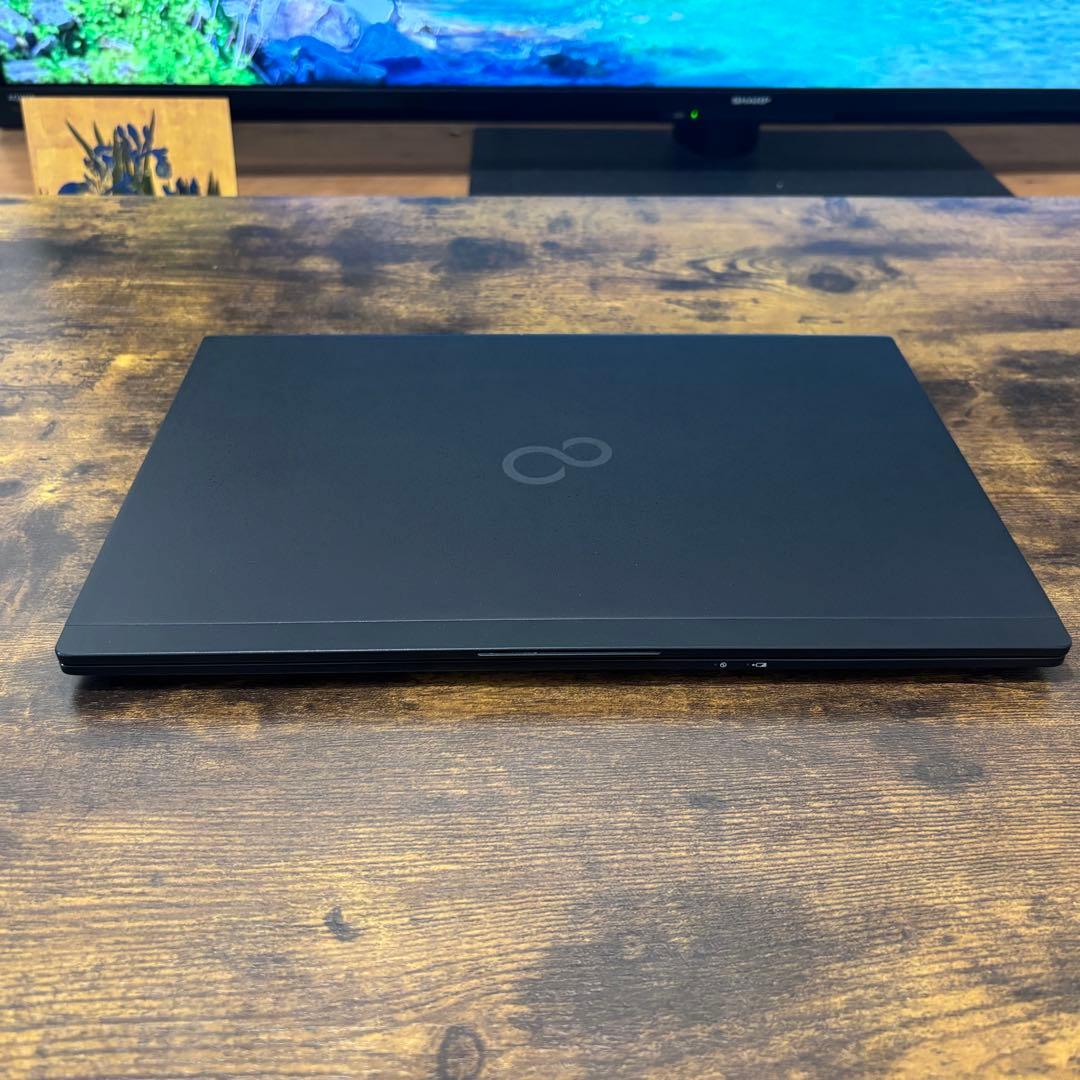 FUJITSU LIFEBOOK U Series 13.3インチ