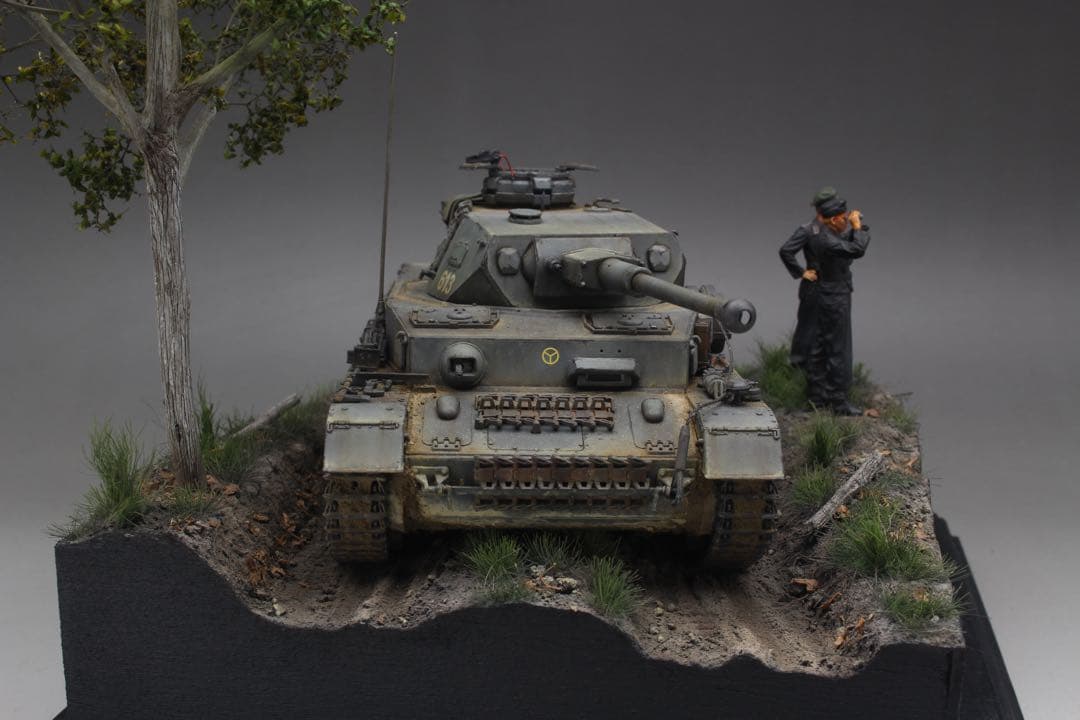 1/35 Ⅳ号戦車　G型　ドラゴン　ジオラマ　プラモデル　模型