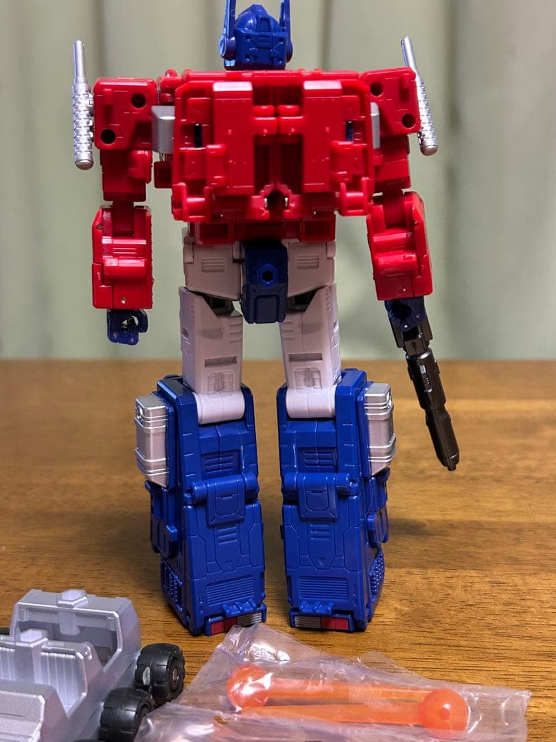 説明書あり　スタジオシリーズ　オプティマスプライム