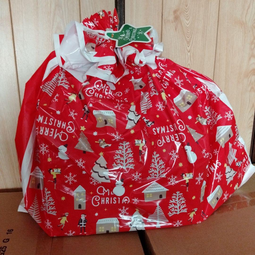 ラッピング済　ジュラシック ワールド うまれて ウーモ T-レックスエッグ