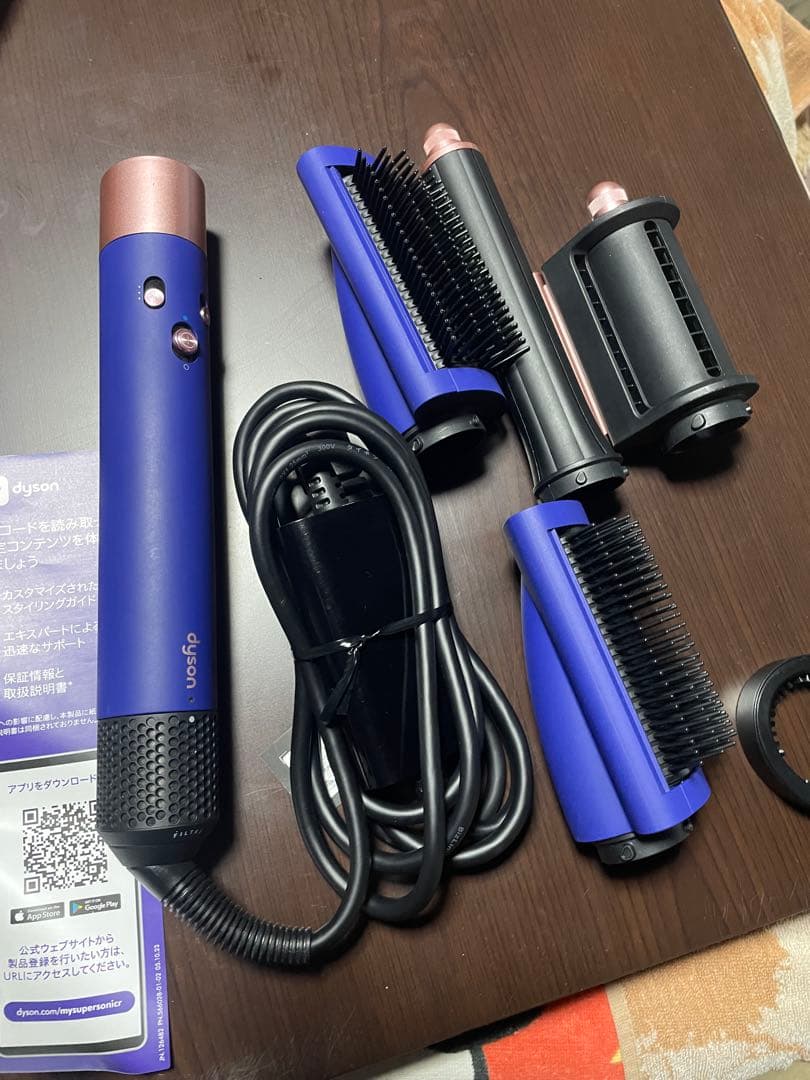 エアラップ　hs05 Dyson ヘアスタイラー　マルチスタイラー