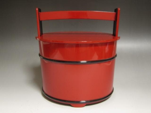 ★ 川端近左　朱手桶水指　表千家　十三代　即中斎の花押がございます★x407