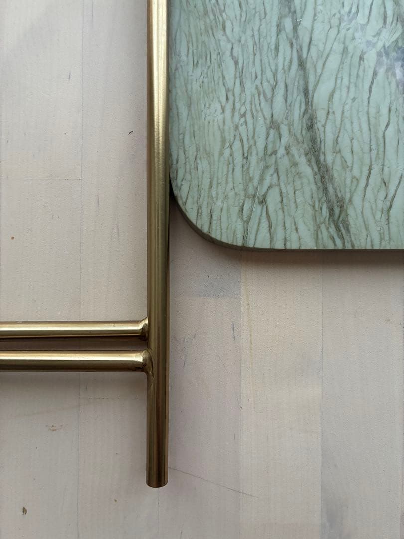 ZARA  サイドテーブル