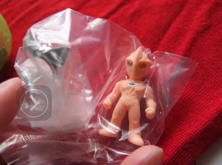 ウルトラマン超闘士激伝 新章02 大量ランダム処分　約230個セット