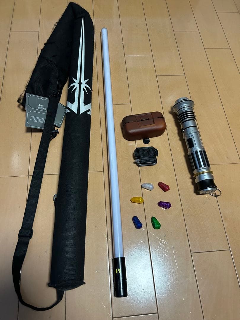 スターウォーズ ライトセーバー&カイバークリスタル