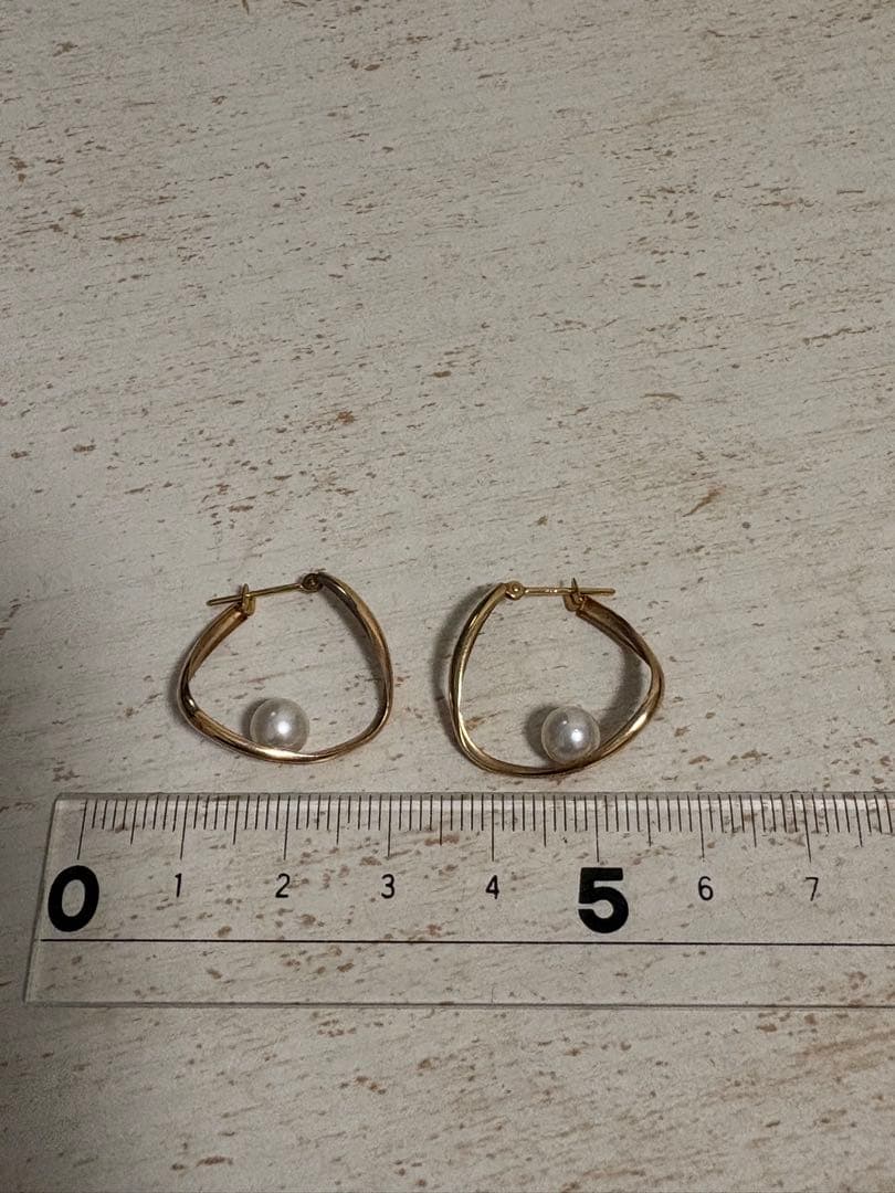 mi8k10ゴールドフープピアス アコヤ真珠付き