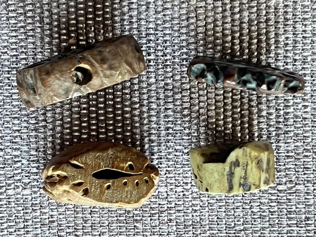 時代物　提げ物 6点　煙草入れ 煙管入れ 桃核 骨彫り 彫刻 アンティーク 古玩