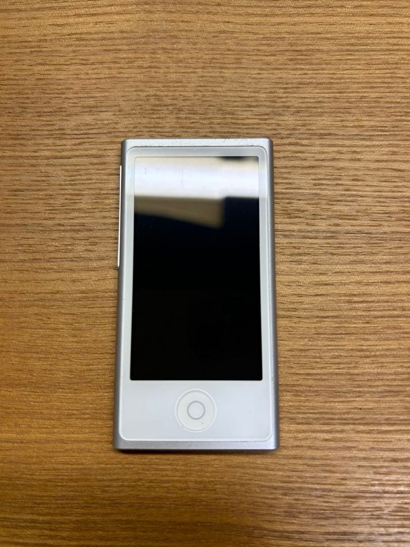 Apple iPod nano 第7世代　16GB