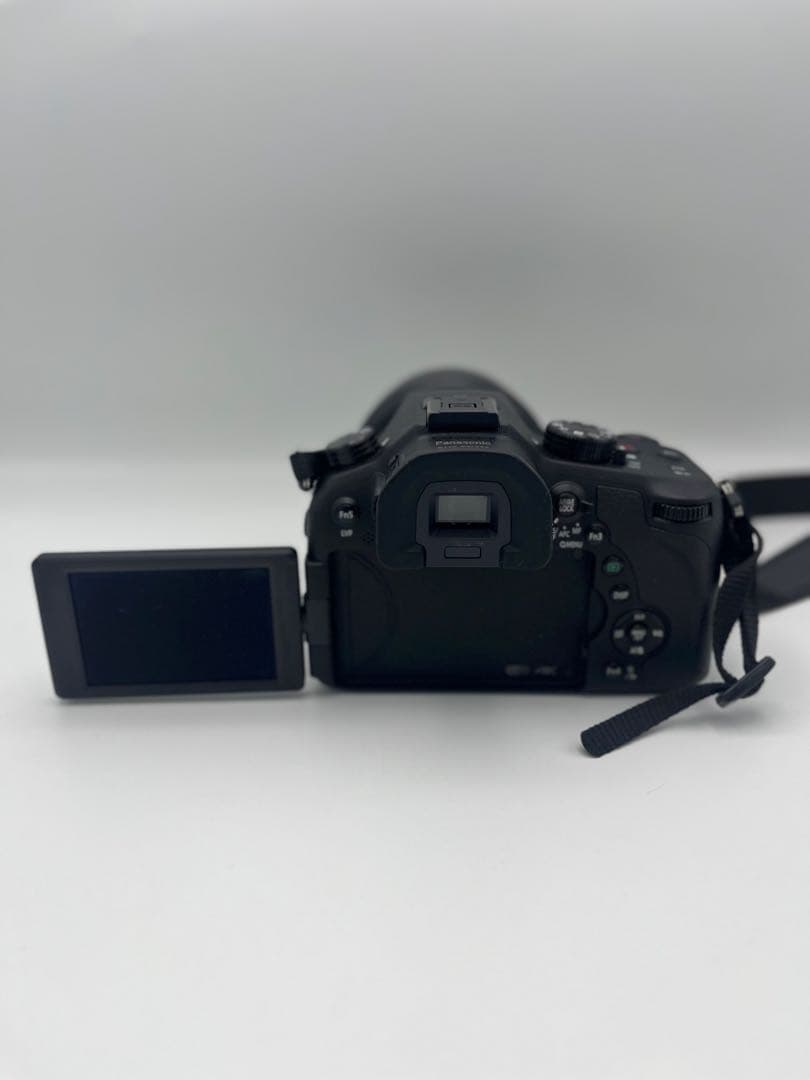 Panasonic DMC-FZ1000 4Kデジカメ 付属品充実