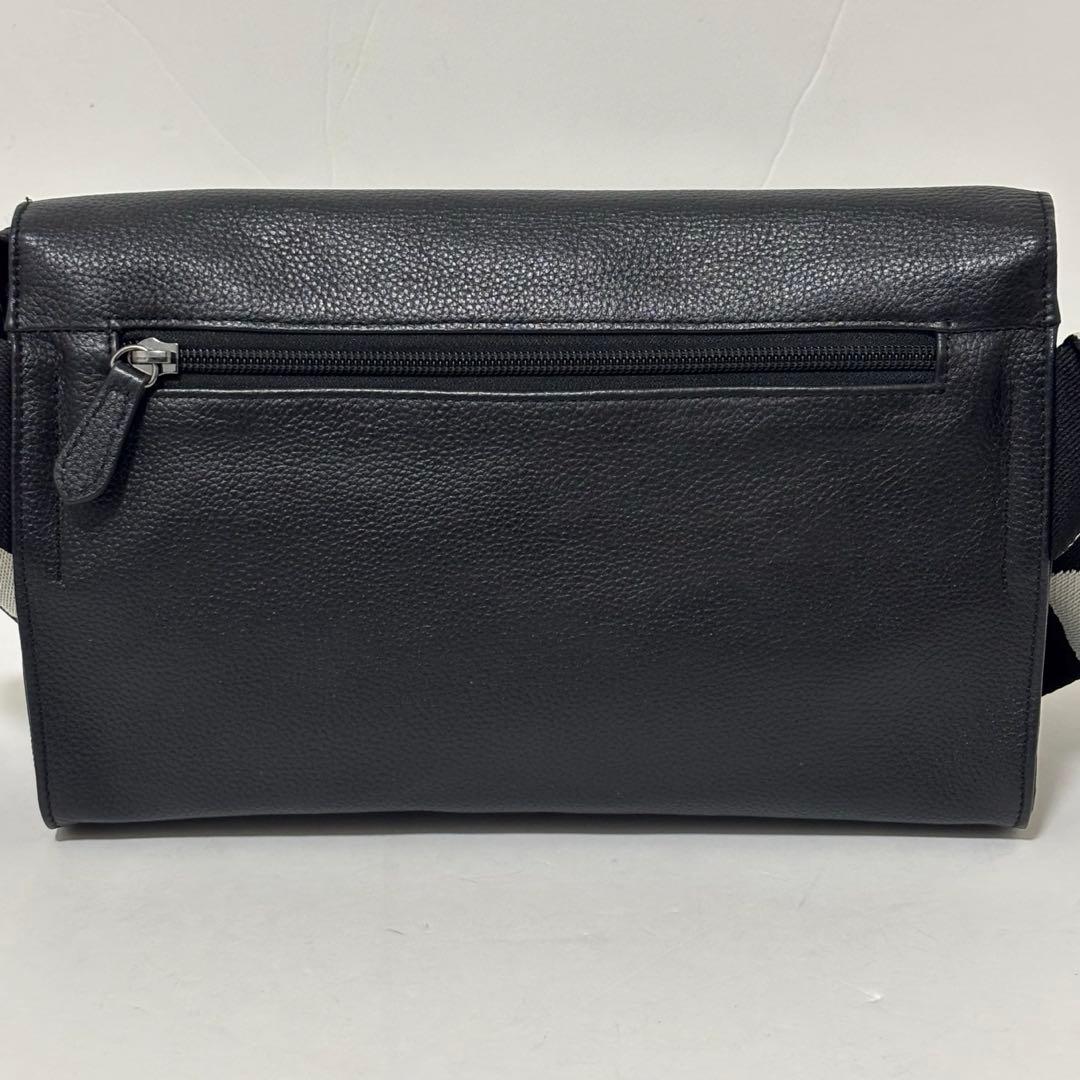 イアパピヨネ ワイドテープショルダーバッグ ボディバッグ ダルメシアン