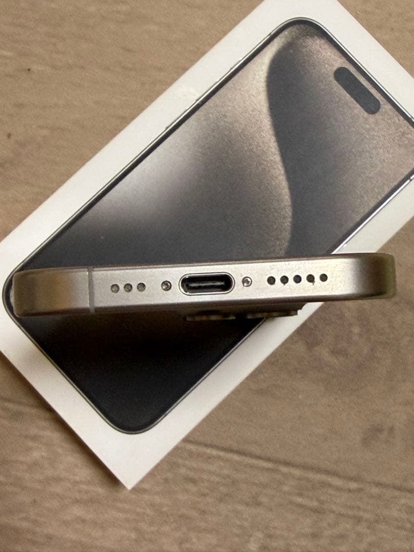 即日発送iPhone 15Pro 256GB ナチュラルチタニウム箱、付属品あり