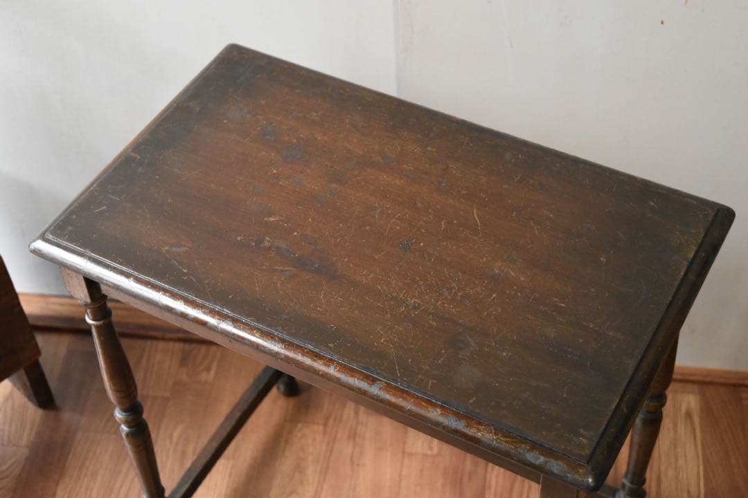 room7 UK ネストテーブル