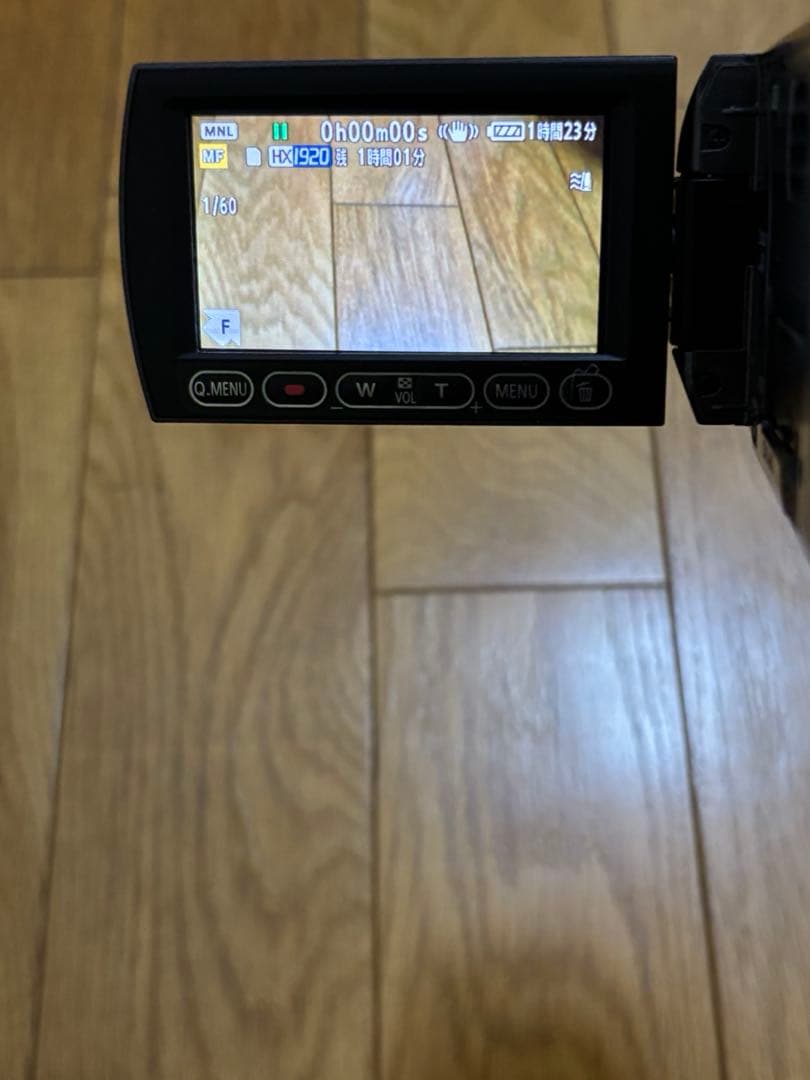 Panasonic HDC-TM350 フルHDビデオカメラ