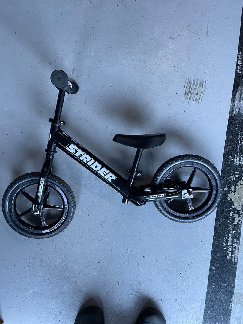 ストライダー　スポーツモデル　カバー付属　12インチ