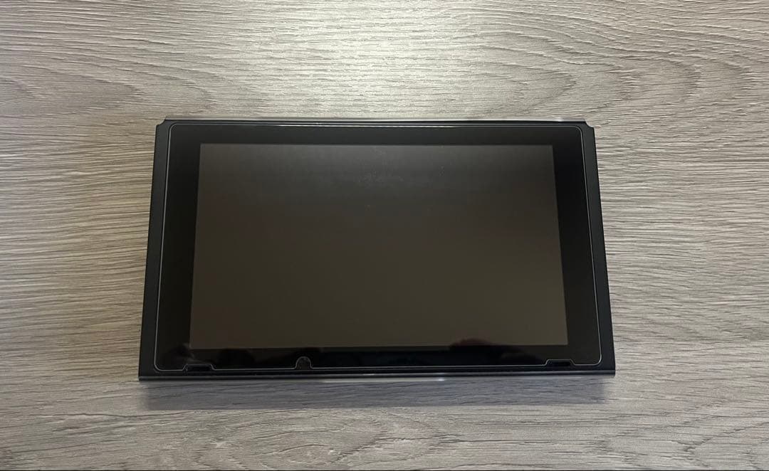 Nintendo Switch 任天堂スイッチ　本体のみ＋カバー付　2019年製