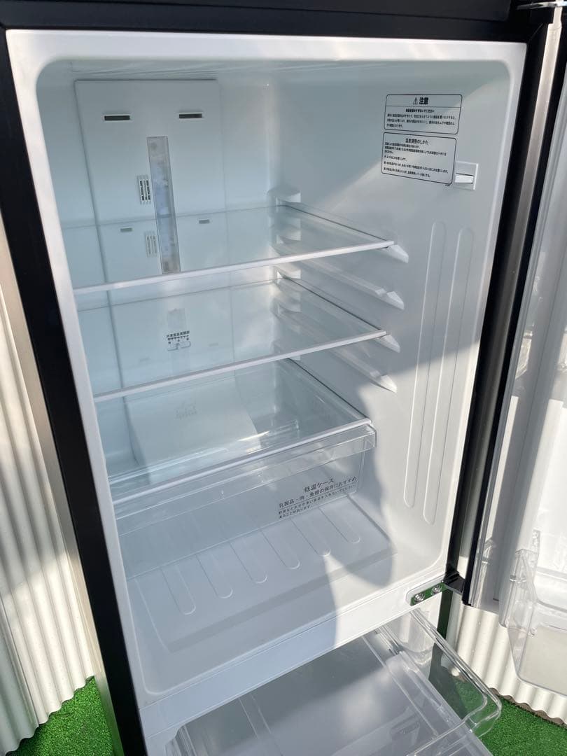 829 ハイセンス おしゃれブラック 2ドア冷蔵庫 一人暮らし 単身 取説付き