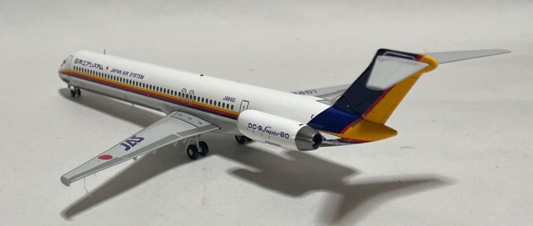 航空機・ヘリコプター JAS MD-81