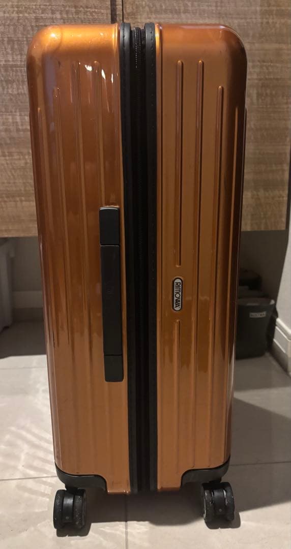 最終値下げ【リモア】サルサエアー 63L インカゴールド4輪