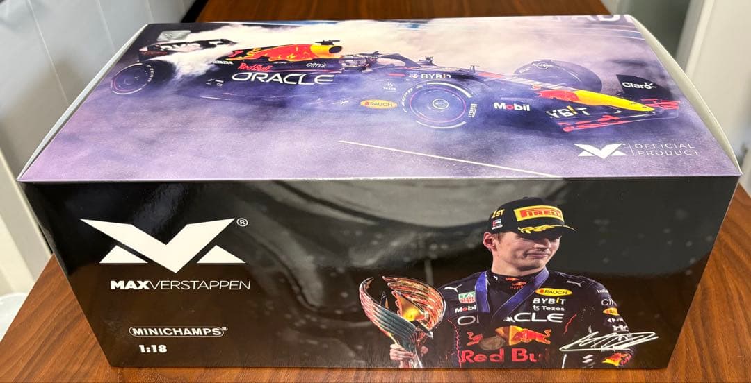新品 MVショップ 1/18 マックス・フェルスタッペン 2022 アブダビ